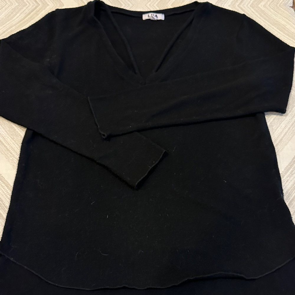 LNA Women’s Black V-Neck Long Sleeve Sweater Top Size Medium